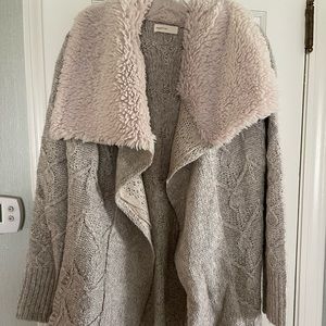 Sleeping on Snow Sherpa Sweater - Medium